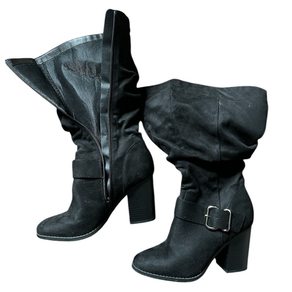 Black Heeled Boots with Chunky Heel and Slouchy Design